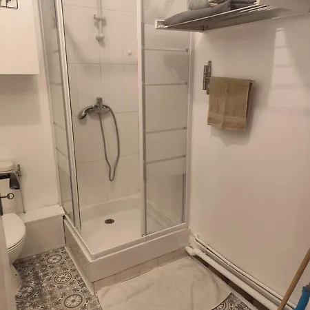 Proche De La Gare Et Centre Apartment *